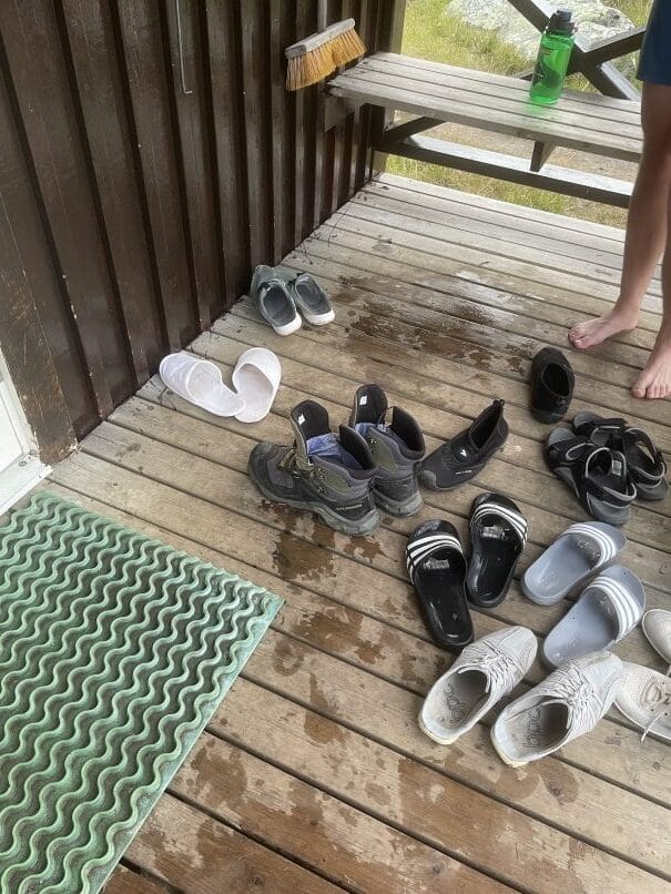 maximal ungeeignete Badeschuhe