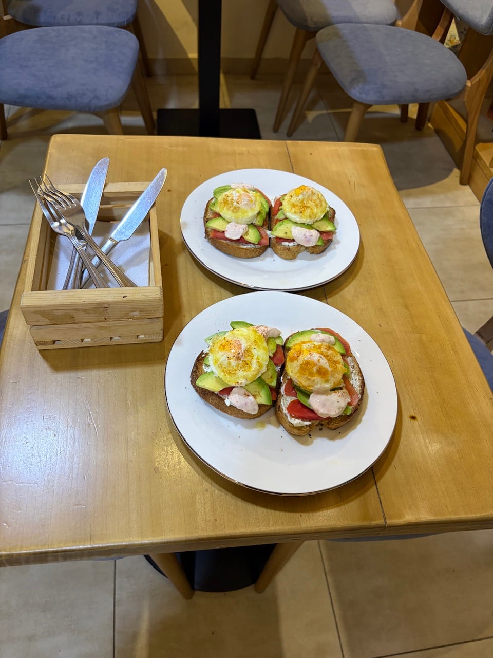 Frühstück in Tirana